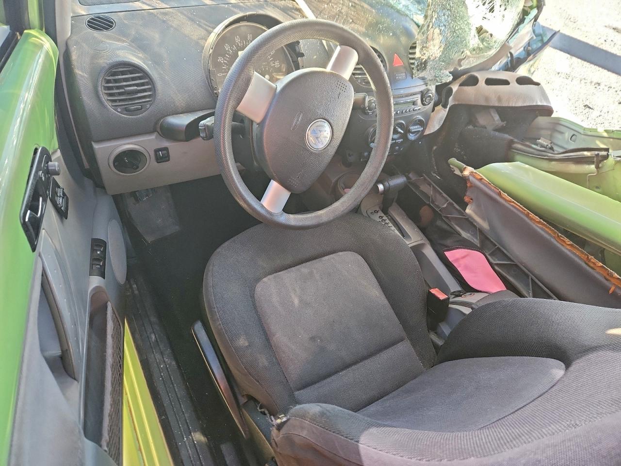 2004 Volkswagen New Beetle Gls VIN: 3VWCK31C94M423354 Lot: 93947155