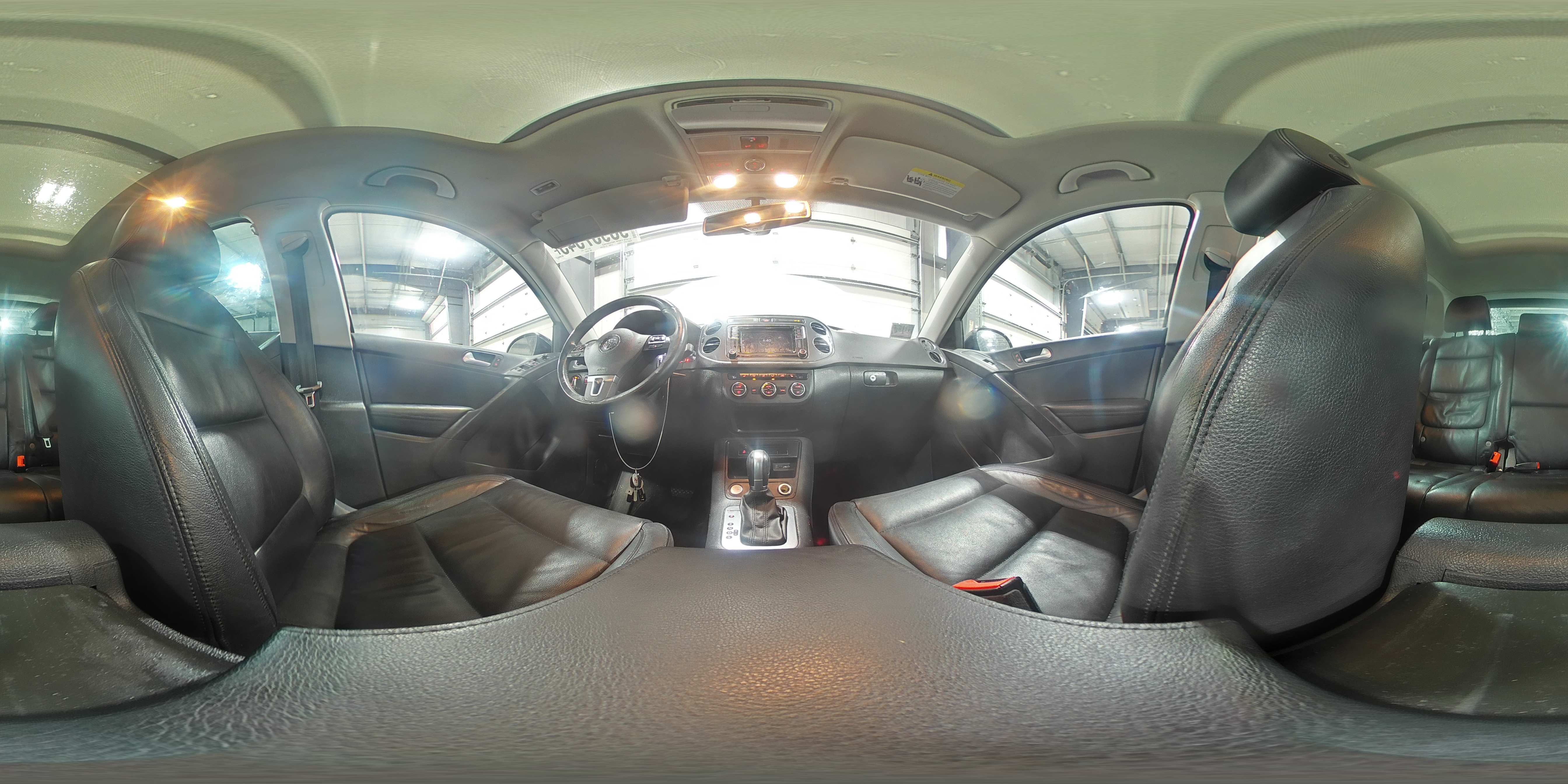 2017 Volkswagen Tiguan Sport VIN: WVGUV7AX9HK036594 Lot: 93957545