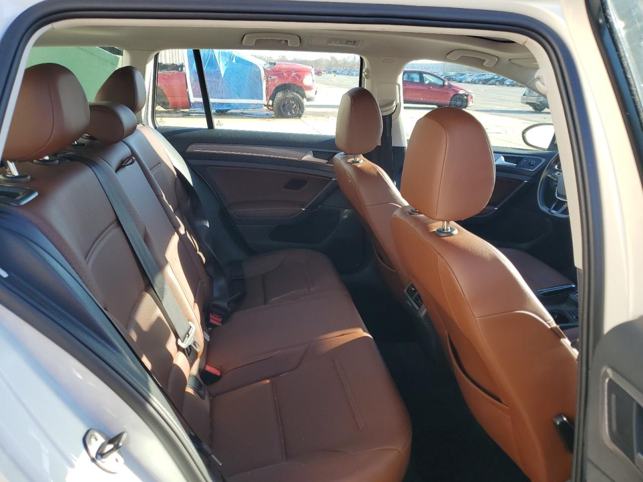 2017 Volkswagen Golf Alltrack S VIN: 3VWH17AU4HM529600 Lot: 90488575