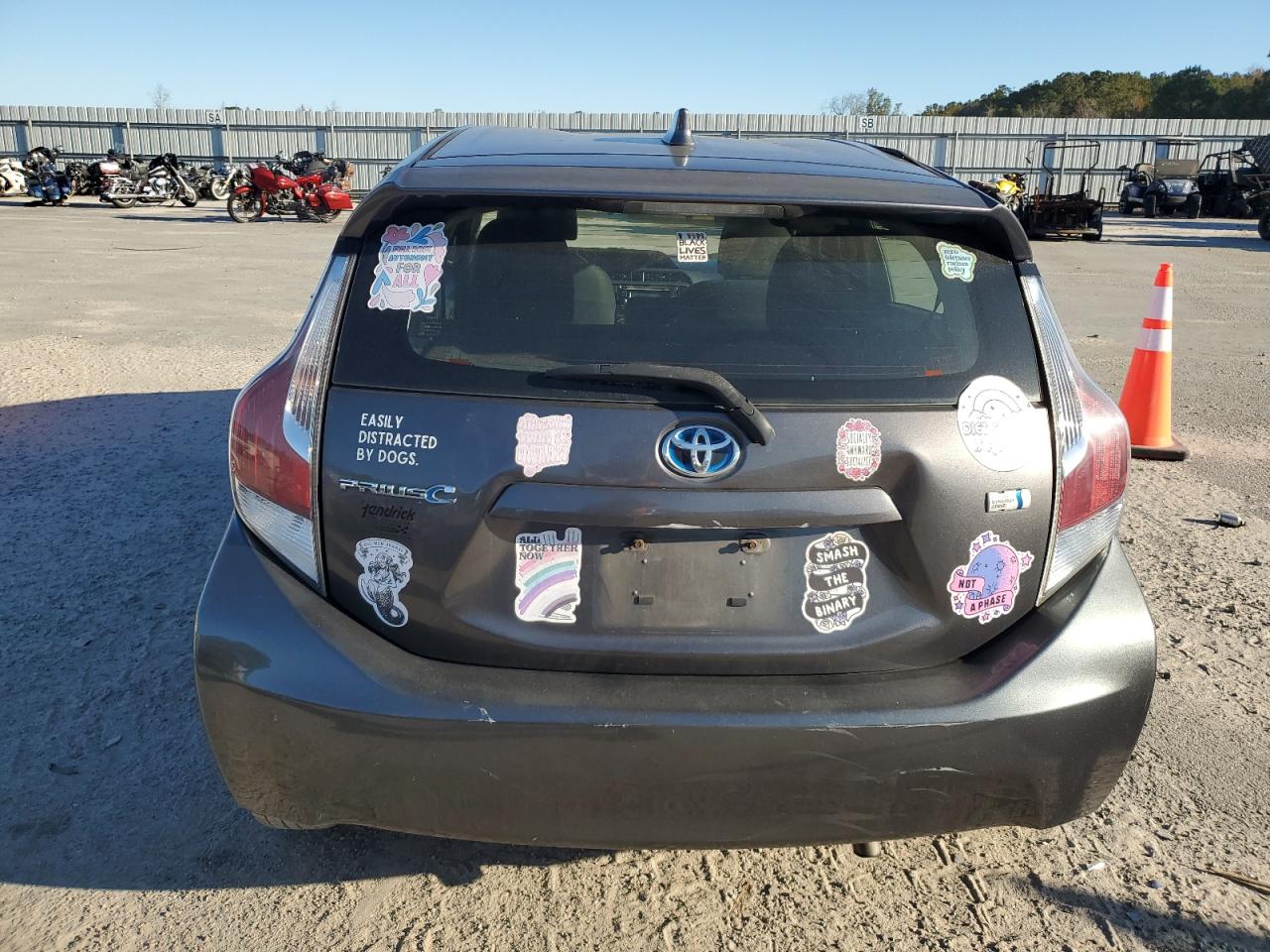 2015 Toyota Prius C VIN: JTDKDTB34F1092271 Lot: 92189645