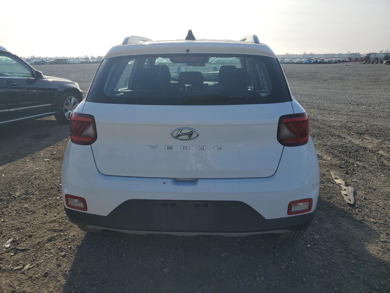2021 Hyundai Venue Sel VIN: KMHRC8A30MU082036 Lot: 92221995