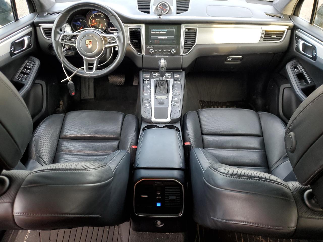 2017 Porsche Macan Turbo VIN: WP1AF2A55HLB61820 Lot: 86768295