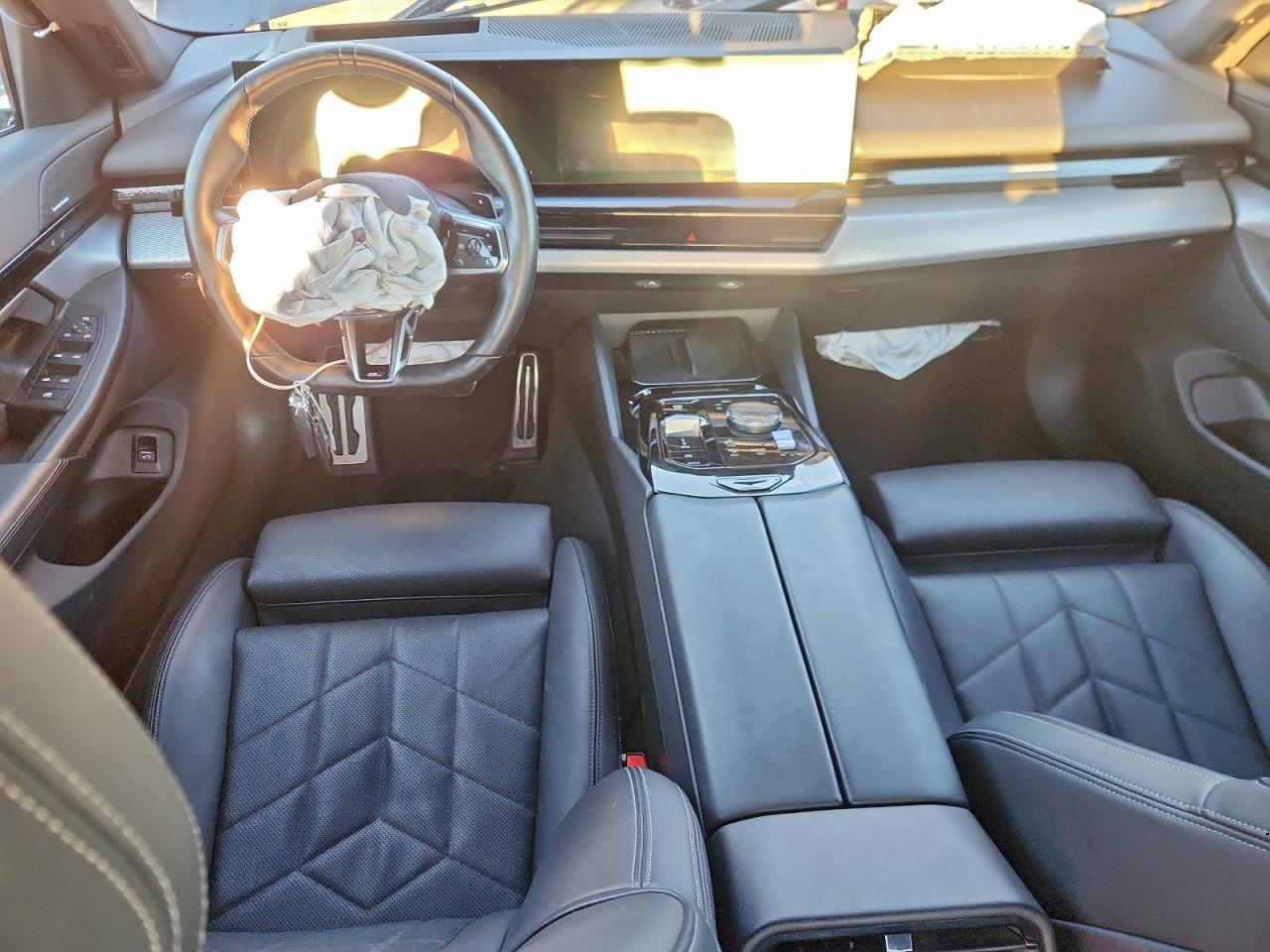 2024 BMW 530 Xi VIN: WBA53FJ0XRCP74201 Lot: 94269215