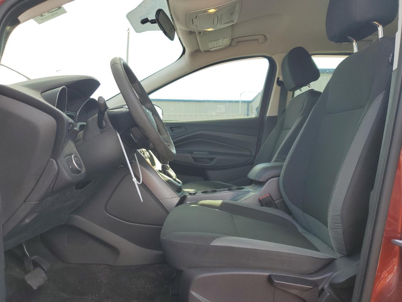 2016 Ford Escape S VIN: 1FMCU0F76GUC35829 Lot: 92211085