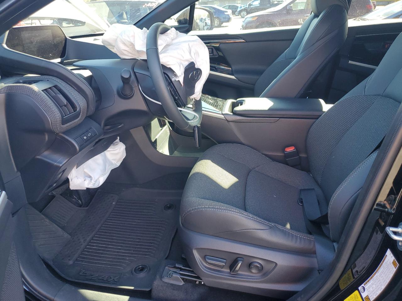 2025 Toyota Bz4X Xle VIN: JTMAAAAA9SA070253 Lot: 91430895