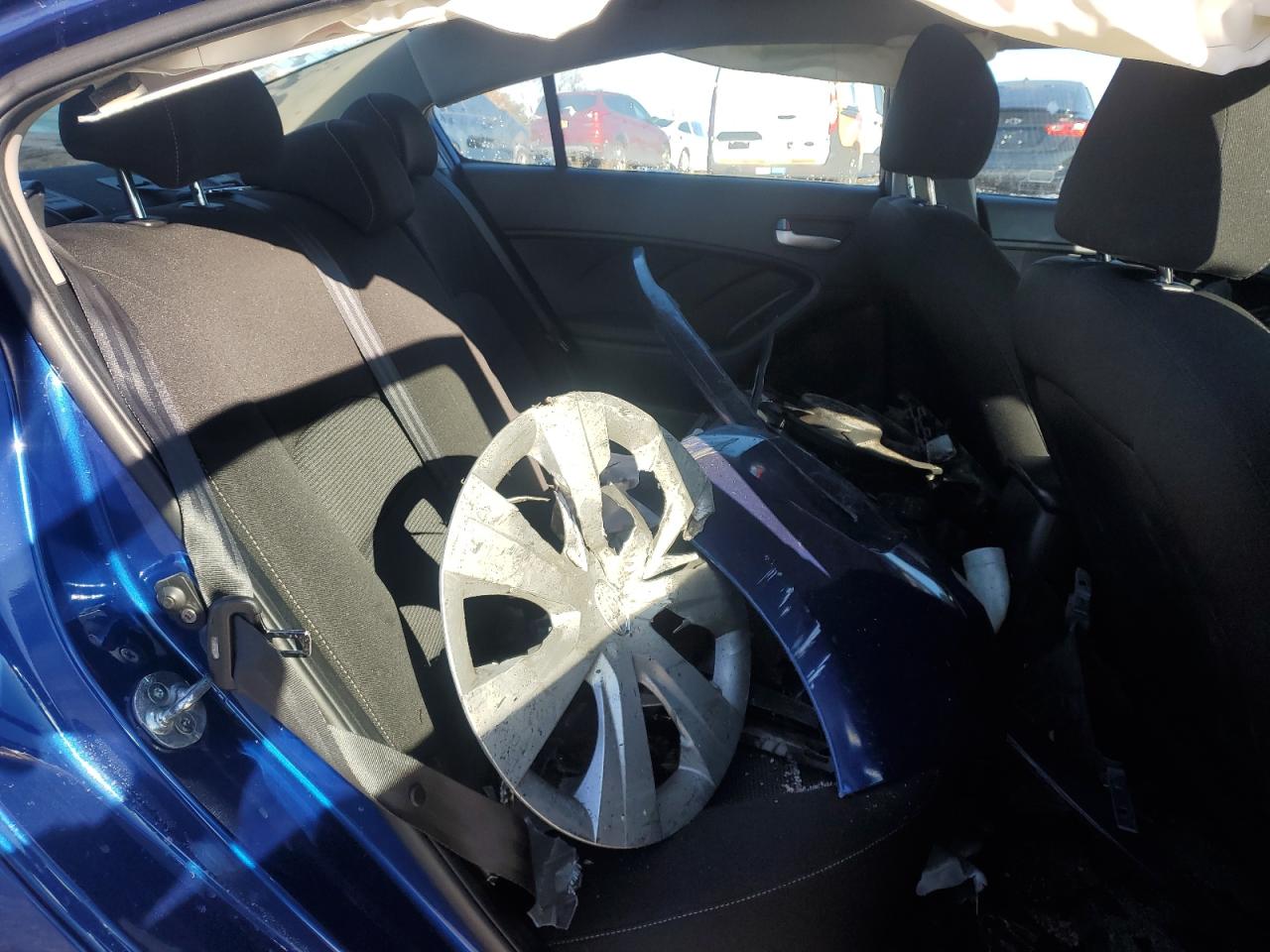 2018 Kia Forte Lx VIN: 3KPFK4A73JE185077 Lot: 92277085