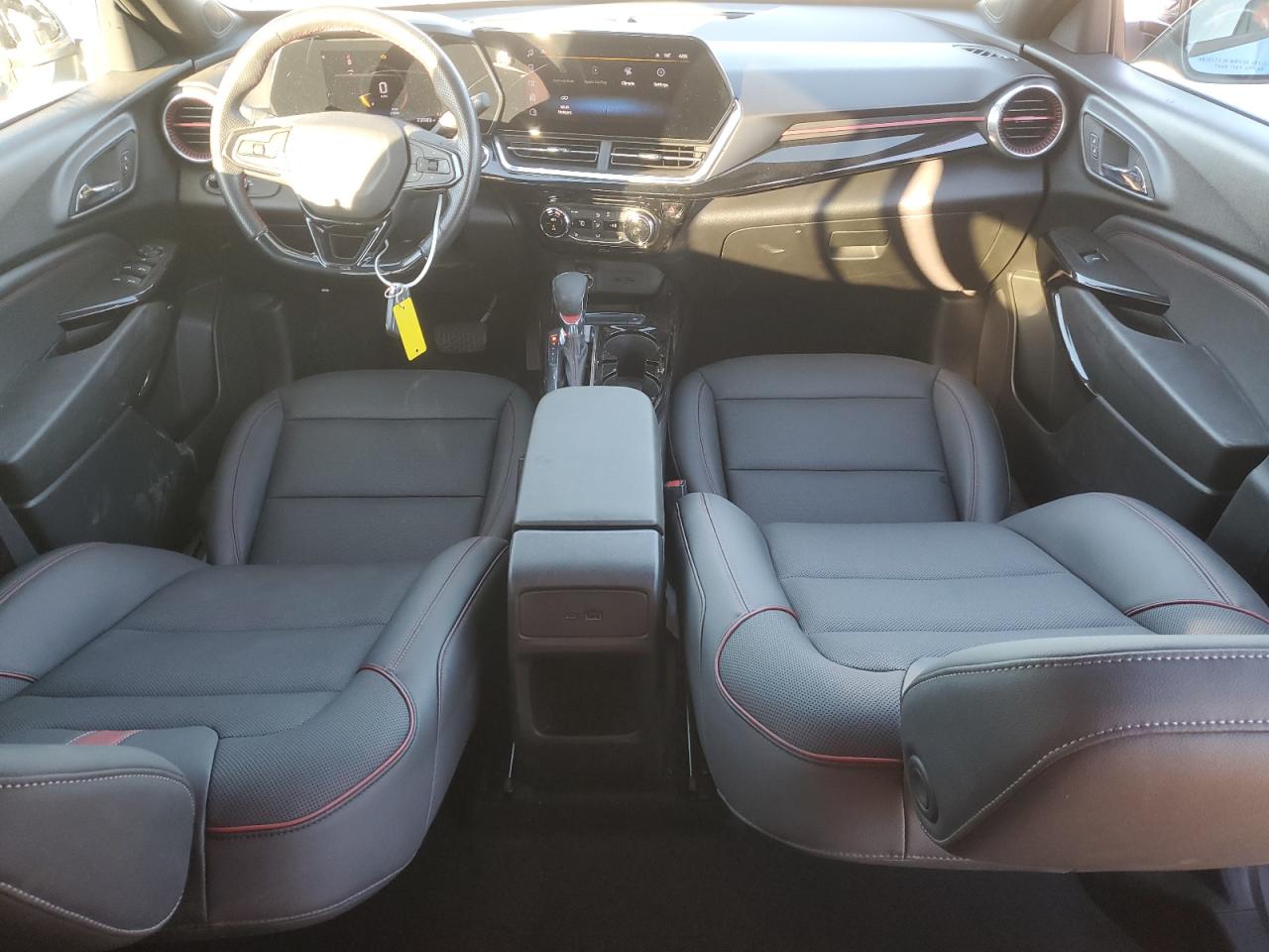 2024 Chevrolet Trax 2Rs VIN: KL77LJE21RC002001 Lot: 92282395