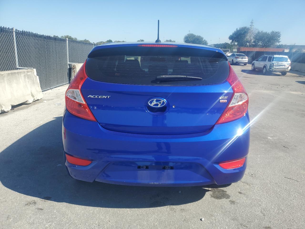 2013 Hyundai Accent Gls VIN: KMHCU5AE3DU109555 Lot: 92832355