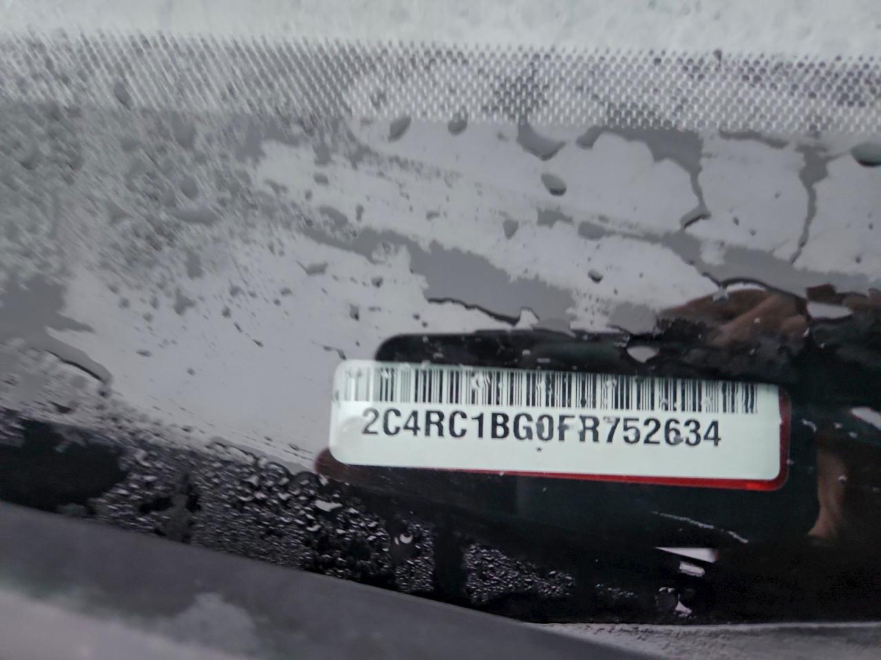 2015 Chrysler Town & Country Touring VIN: 2C4RC1BG0FR752634 Lot: 93710725