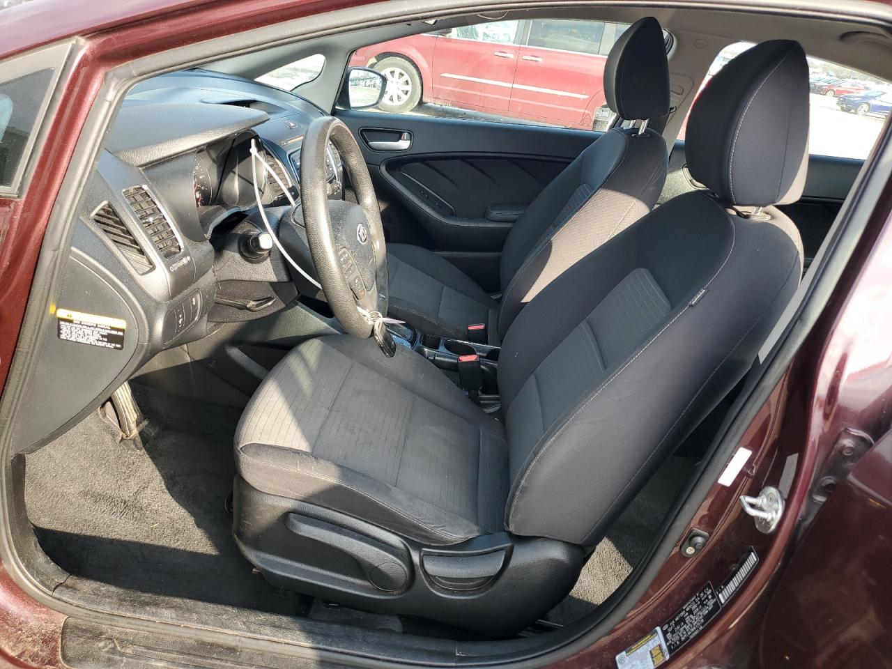 2017 Kia Forte Lx VIN: 3KPFL4A76HE126158 Lot: 92390945