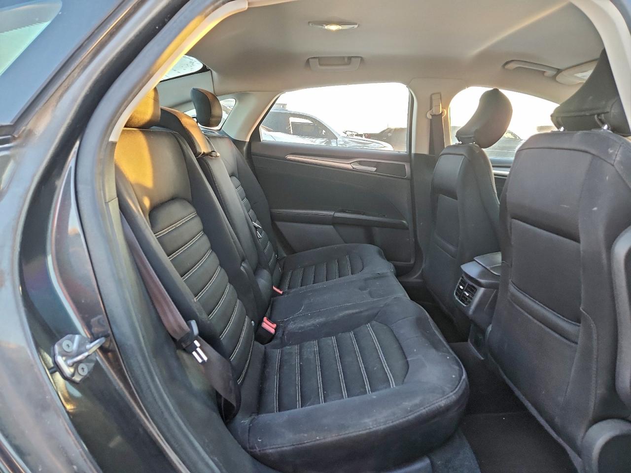 2015 Ford Fusion Se VIN: 1FA6P0H71F5121239 Lot: 94777175