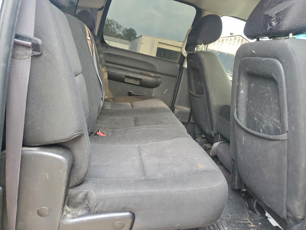 2011 Chevrolet Silverado C1500 Ls VIN: 3GCPCREA3BG275548 Lot: 93704105