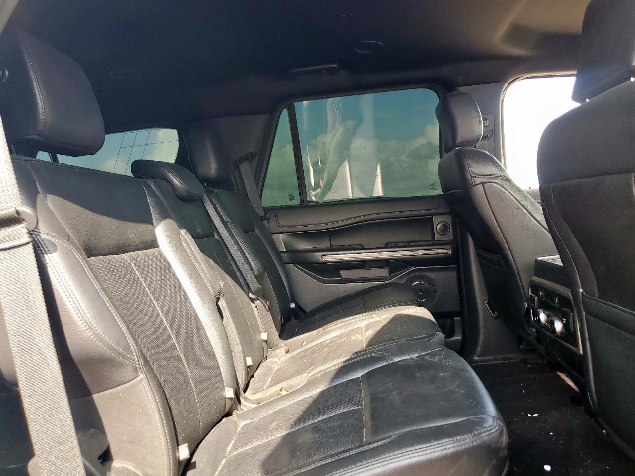 2019 Ford Expedition Xlt VIN: 1FMJU1HT5KEA68924 Lot: 93525495