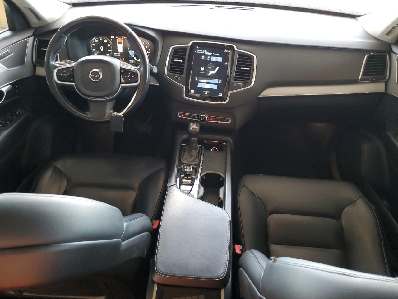 2021 Volvo Xc90 T5 Momentum VIN: YV4102CKXM1717547 Lot: 92921995