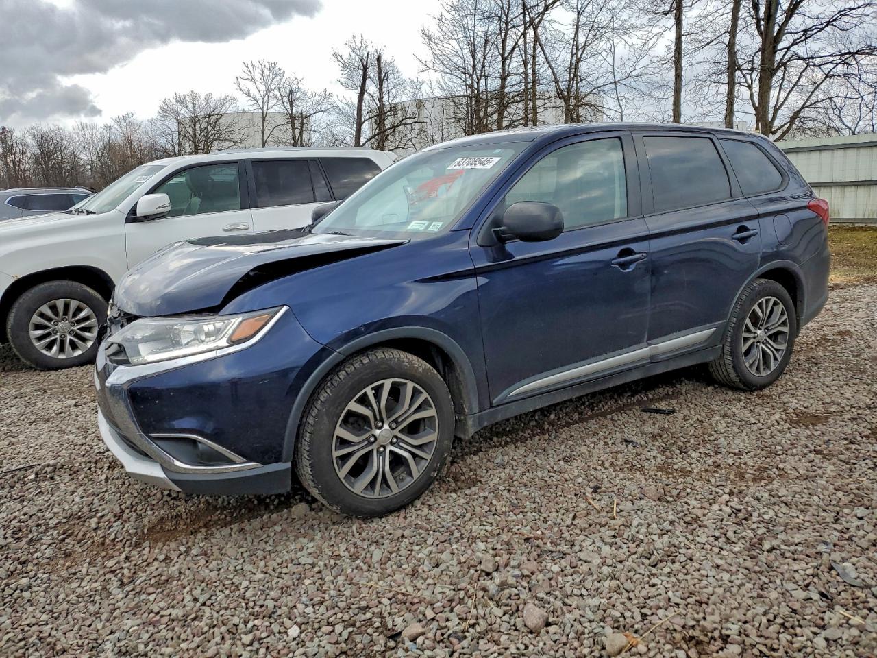 2017 Mitsubishi Outlander Es