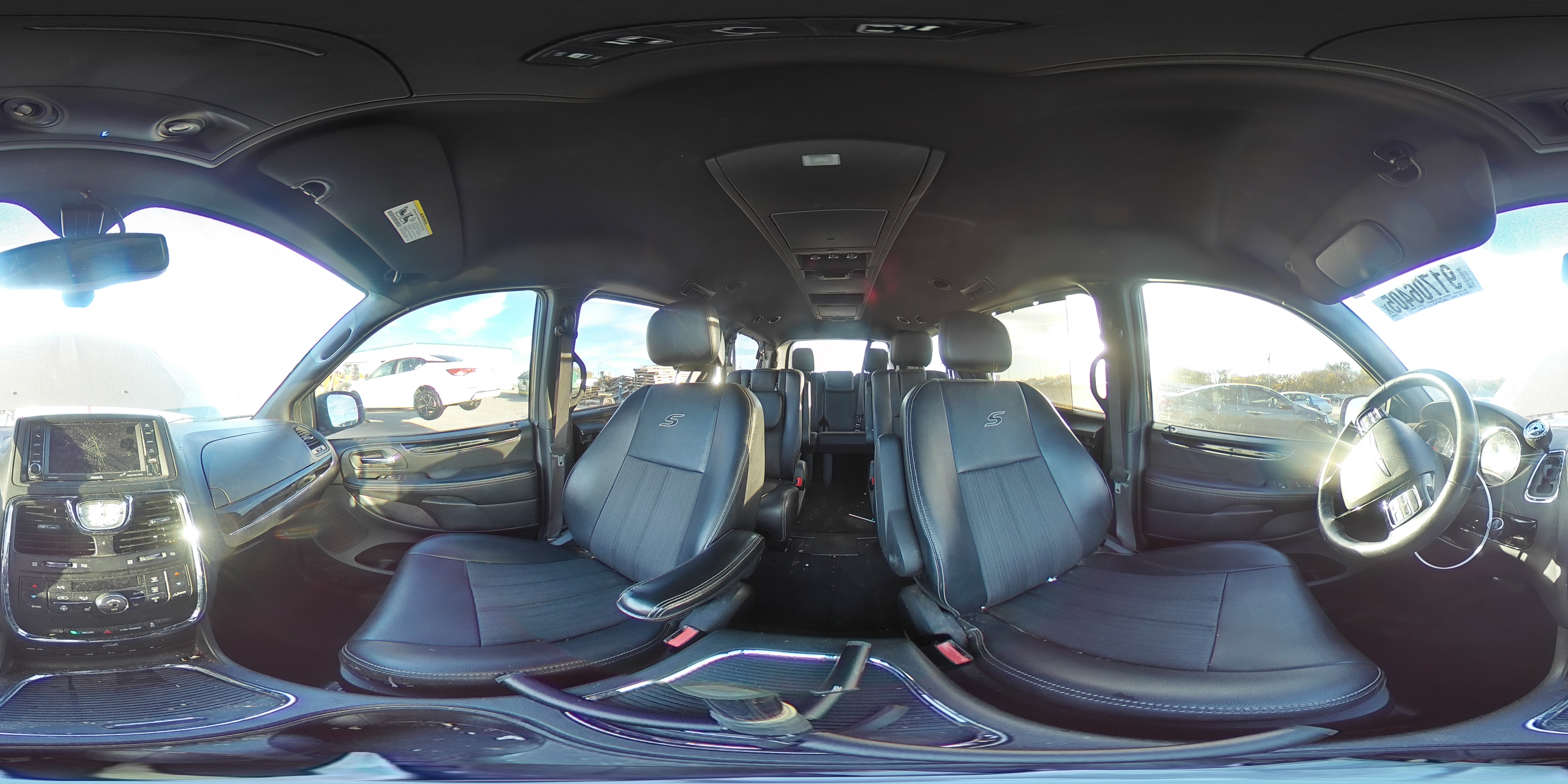 2015 Chrysler Town & Country S VIN: 2C4RC1HG6FR742276 Lot: 91706405