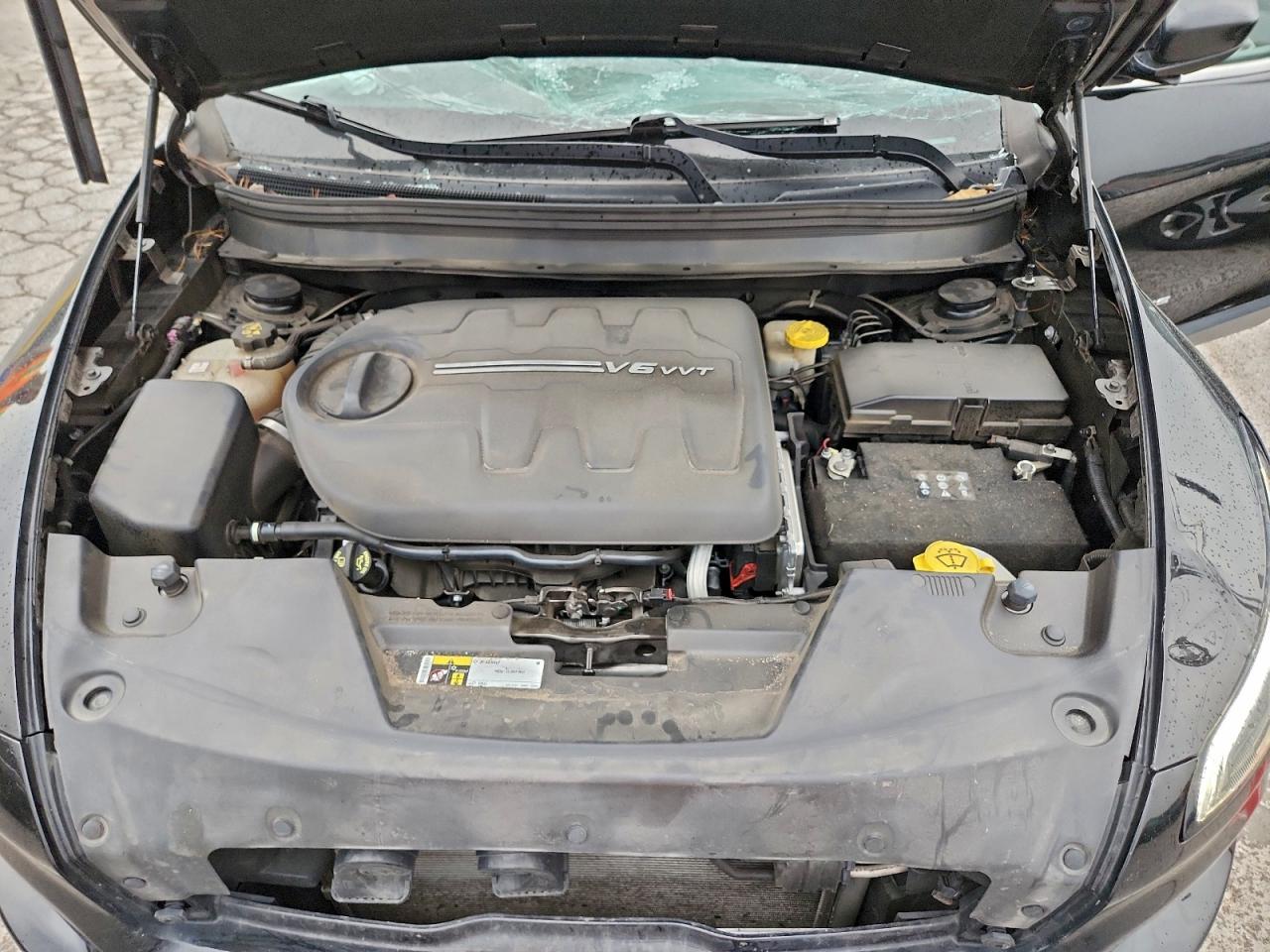 2017 Jeep Cherokee Latitude VIN: 1C4PJMCS2HW631809 Lot: 93407445