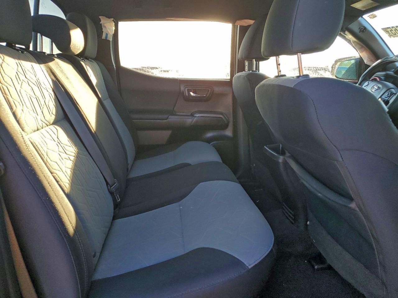 2021 Toyota Tacoma Double Cab VIN: 3TMCZ5AN3MM433440 Lot: 94579665