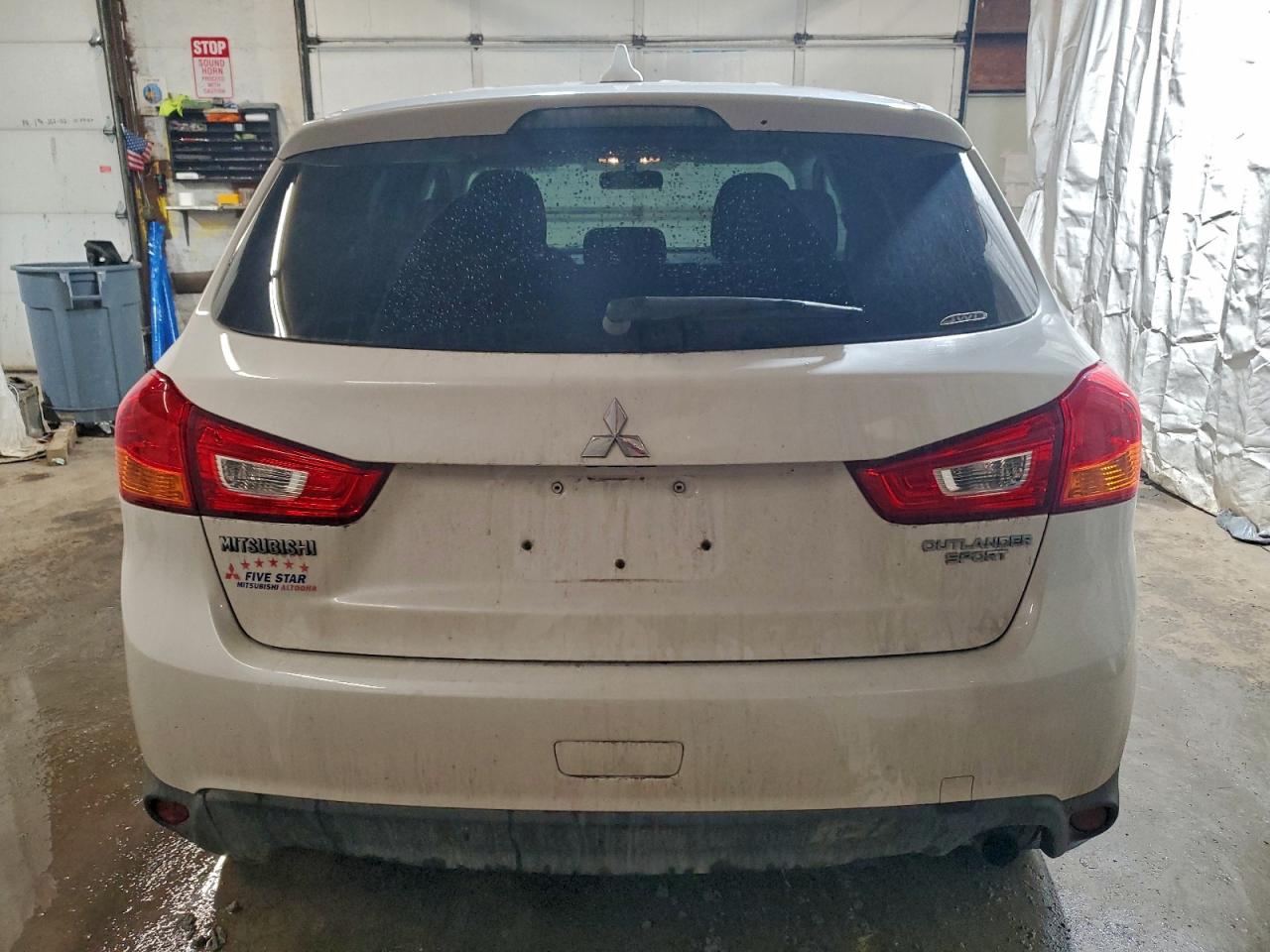 2017 Mitsubishi Outlander Sport Es VIN: JA4AR3AU6HZ031560 Lot: 94151885