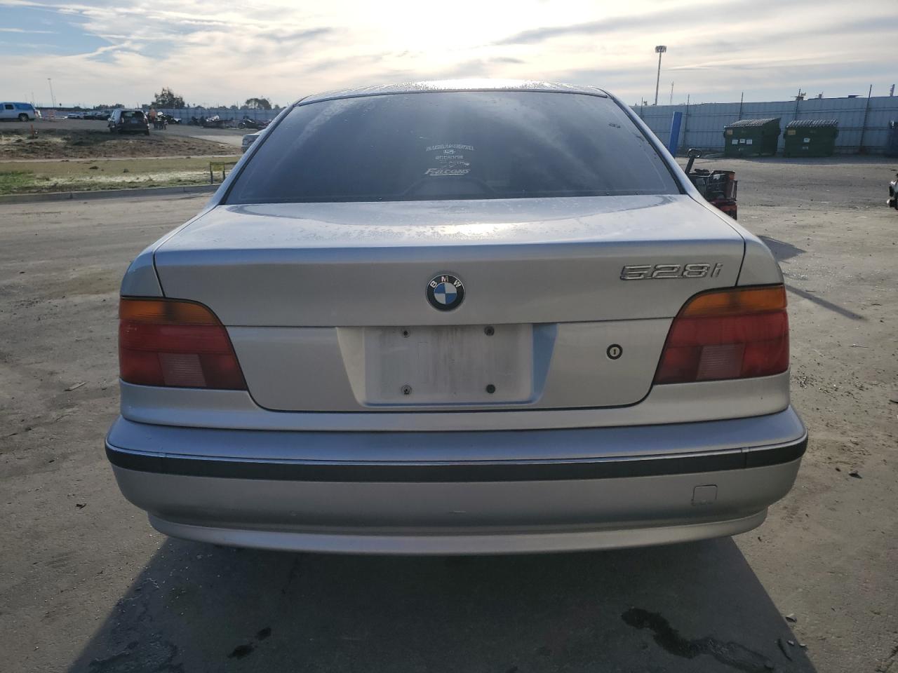 2000 BMW 528 I Automatic VIN: WBADM6347YGU29899 Lot: 92354735