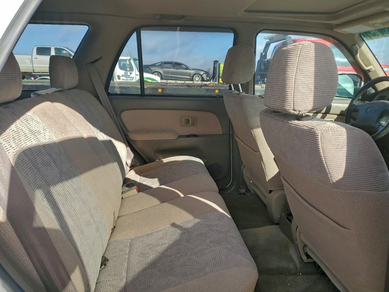 2000 Toyota 4Runner Sr5 VIN: JT3HN86R1Y0317648 Lot: 94350755