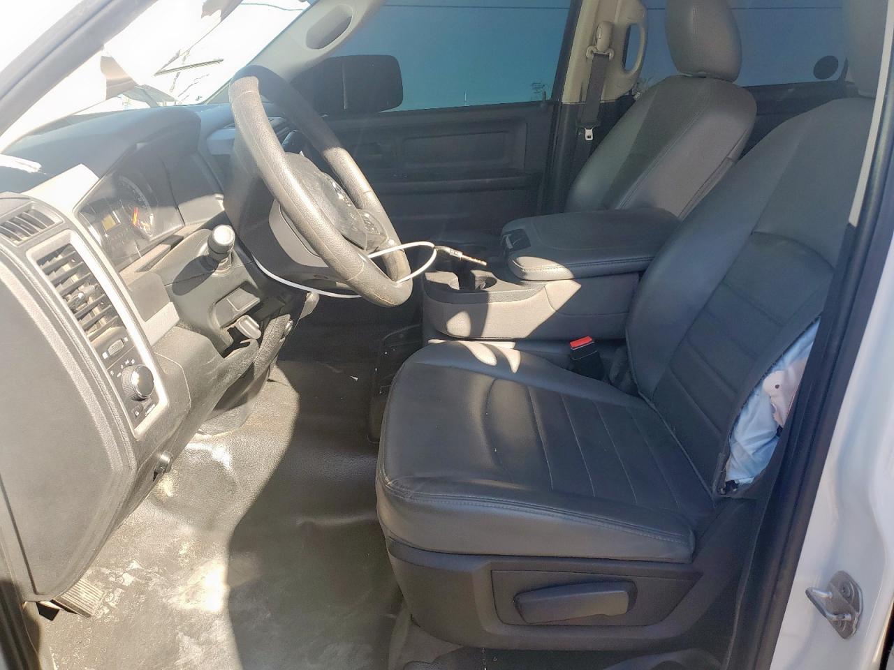 2018 Ram 1500 St VIN: 1C6RR7KT0JS255676 Lot: 91174455