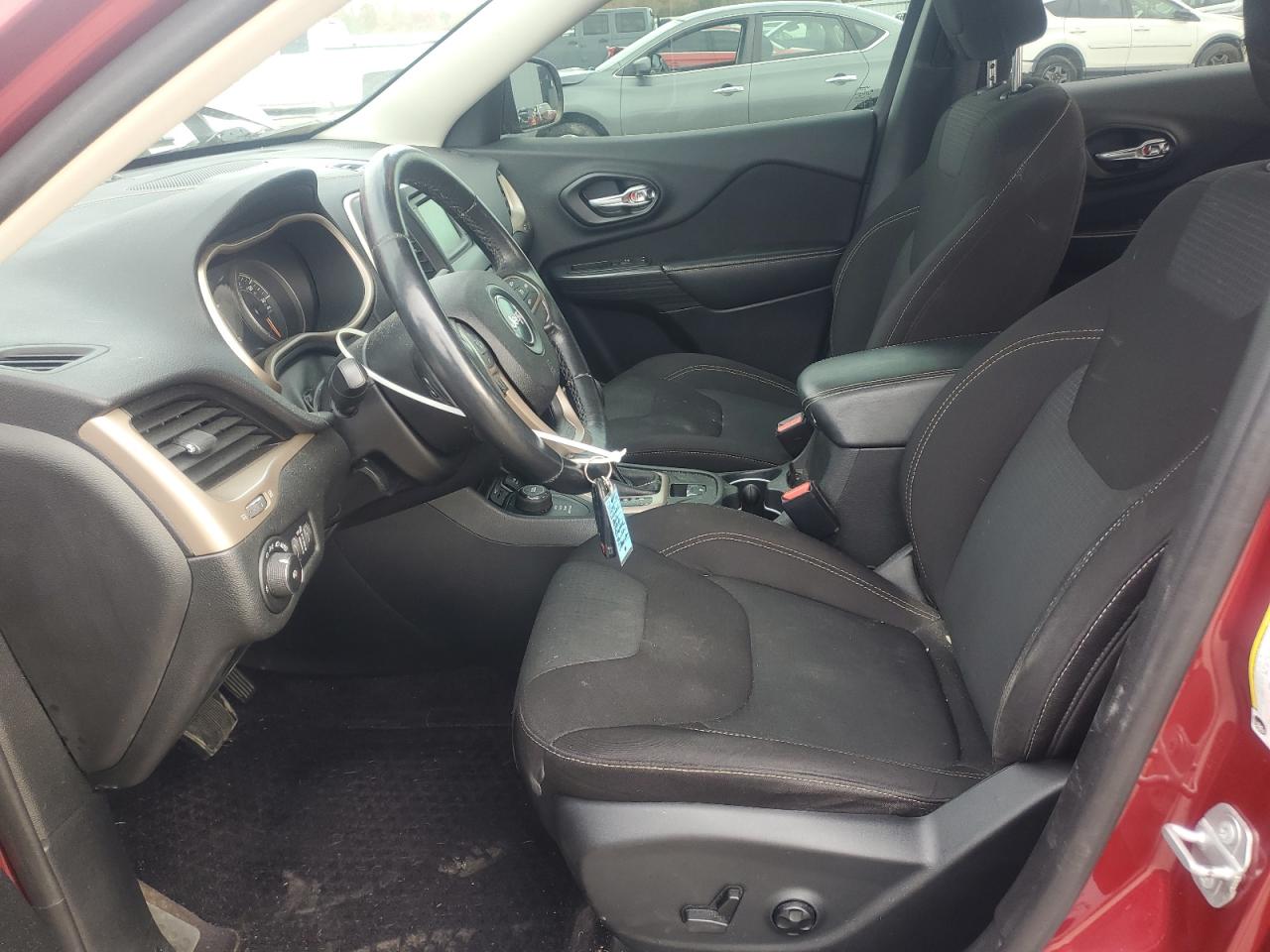 2016 Jeep Cherokee Latitude VIN: 1C4PJMCSXGW240938 Lot: 91043295