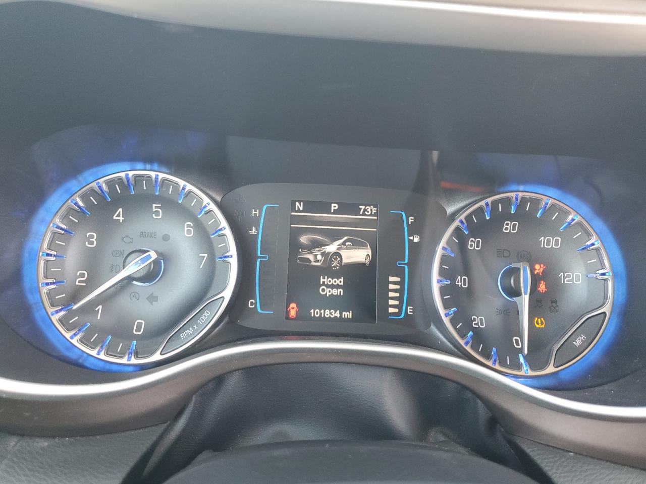 2017 Chrysler Pacifica Touring L VIN: 2C4RC1BG1HR585638 Lot: 91271435