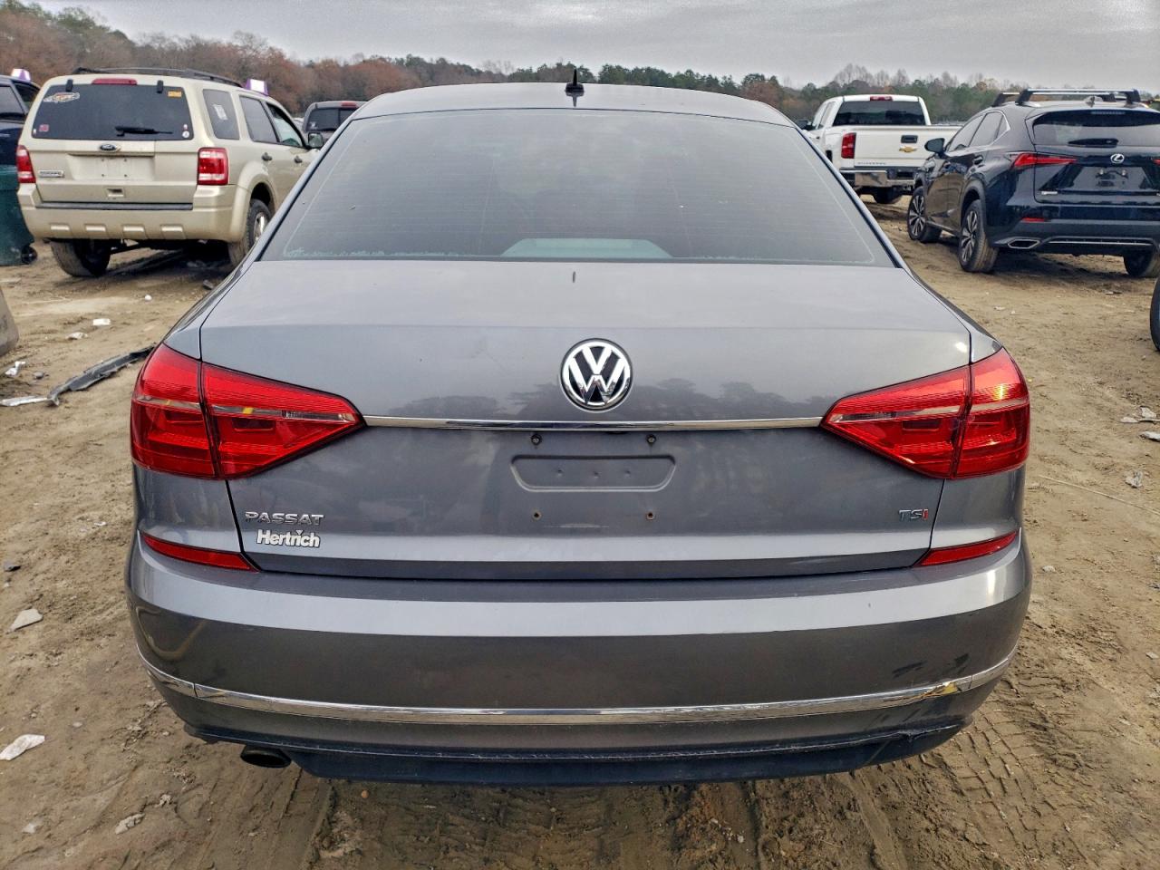 2016 Volkswagen Passat S VIN: 1VWAT7A3XGC066302 Lot: 93722645