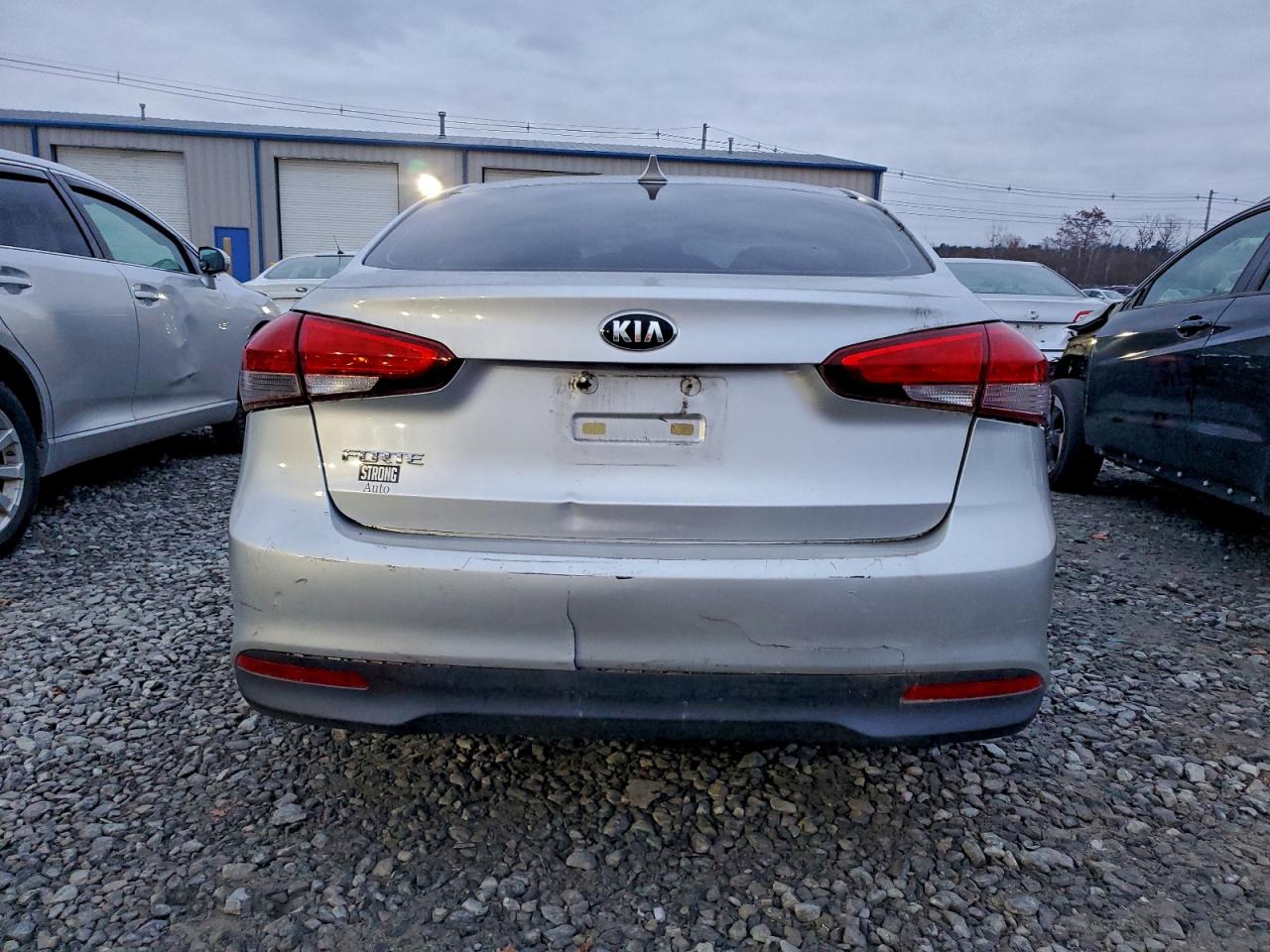 2017 Kia Forte Lx VIN: 3KPFK4A70HE022123 Lot: 93644025