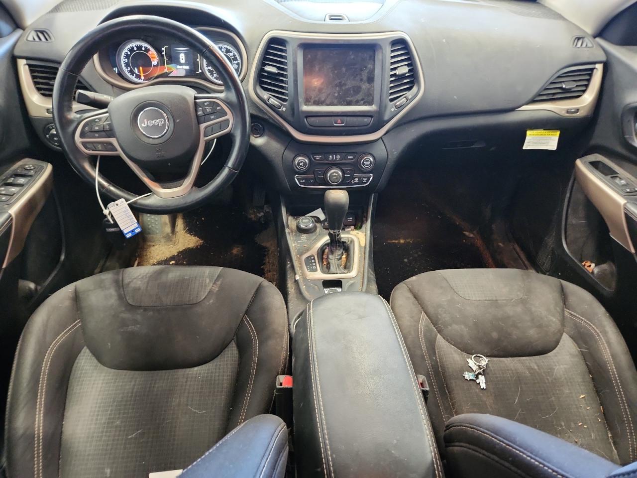 2017 Jeep Cherokee Latitude VIN: 1C4PJMCS6HW611739 Lot: 91648395