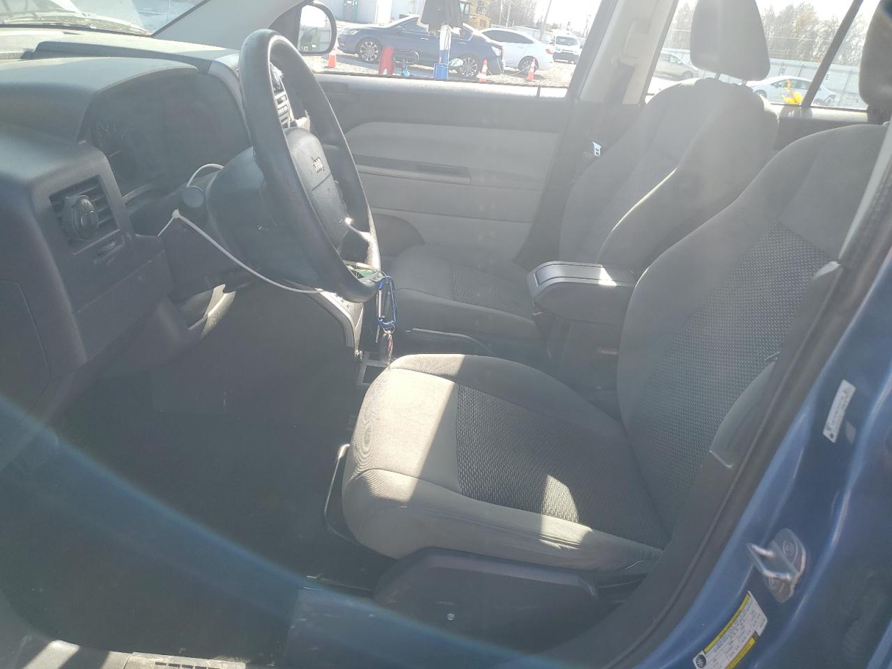 2007 Jeep Compass VIN: 1J8FF47W07D422789 Lot: 92883105