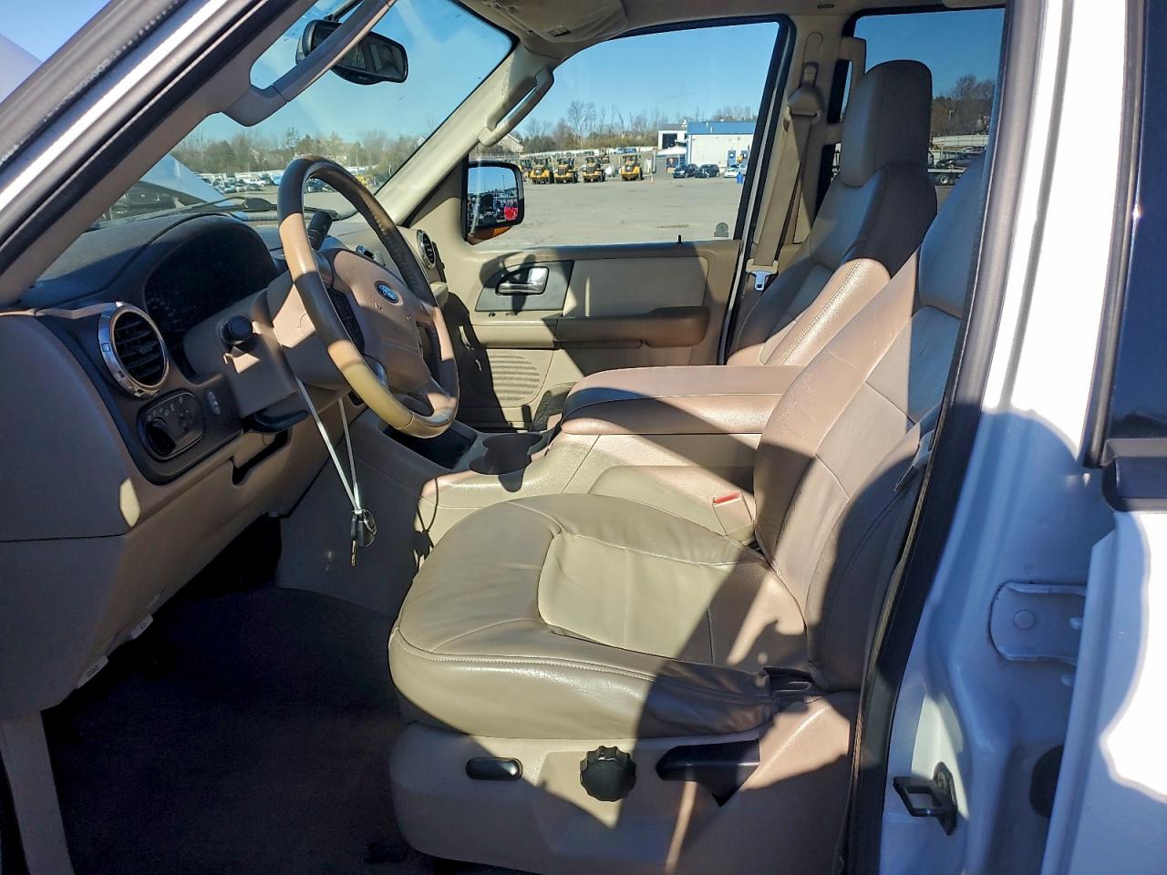 2003 Ford Expedition Eddie Bauer VIN: 1FMFU18L73LC24030 Lot: 93392805