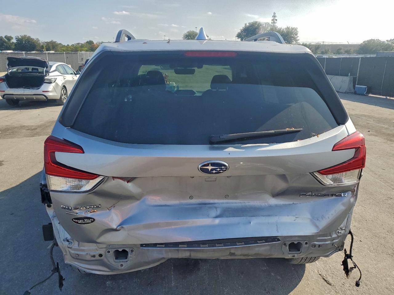 2020 Subaru Forester Premium VIN: JF2SKAJC9LH565954 Lot: 93811855