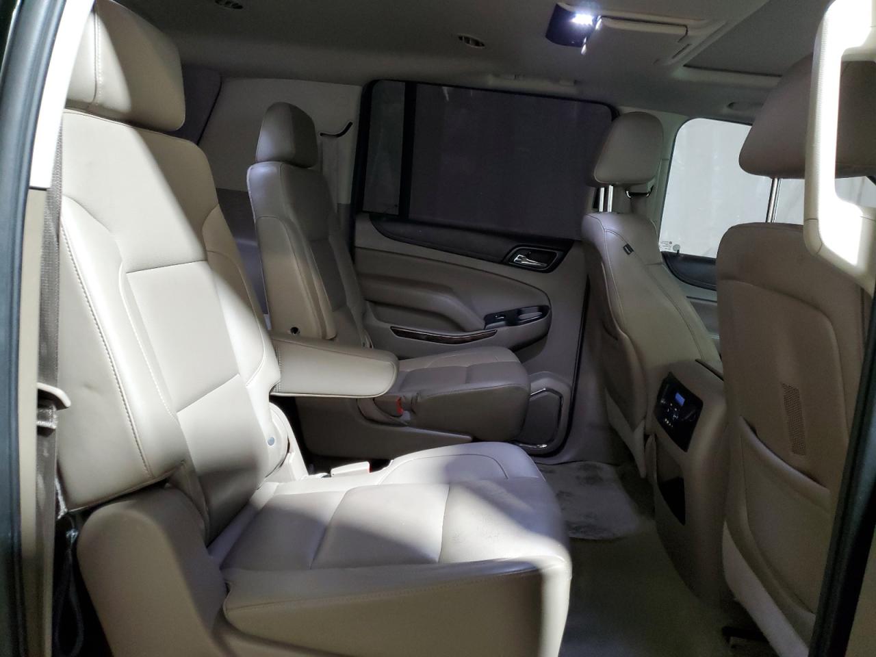 2016 GMC Yukon Xl K1500 Slt VIN: 1GKS2GKC8GR277637 Lot: 91558155