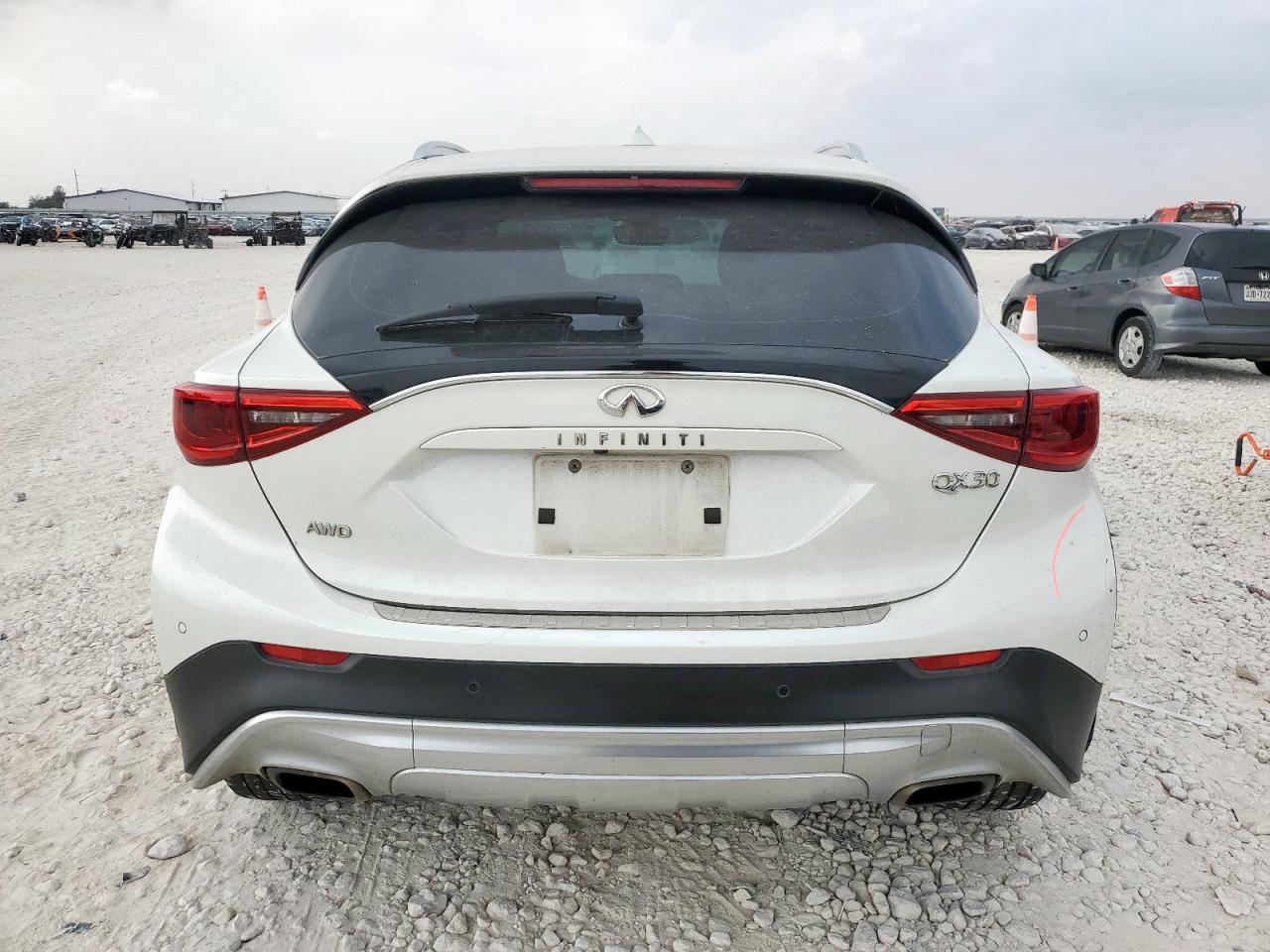 2017 Infiniti Qx30 Base VIN: SJKCH5CR0HA036528 Lot: 93323495