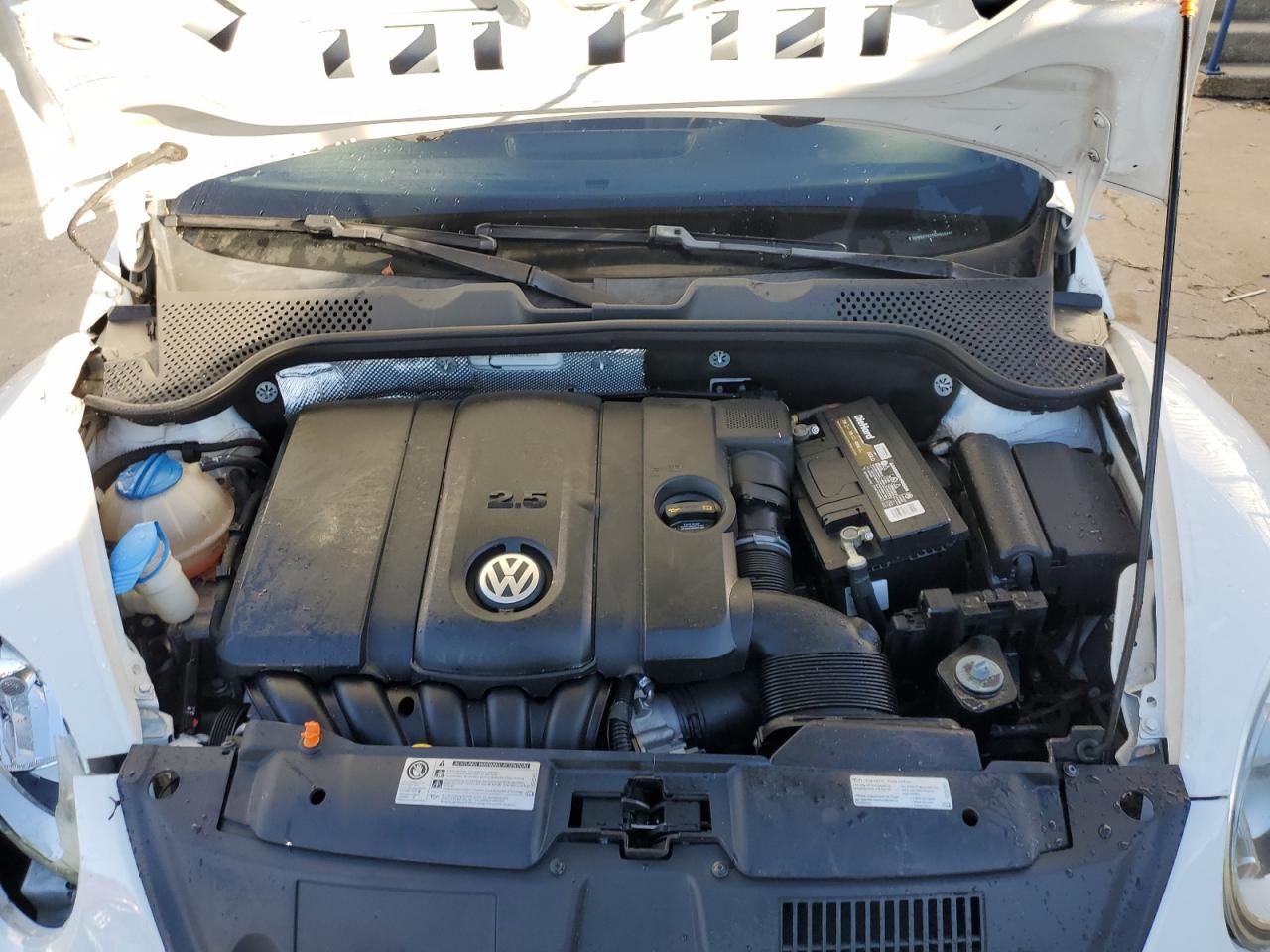 2013 Volkswagen Beetle VIN: 3VW5X7AT5DM824949 Lot: 91112025