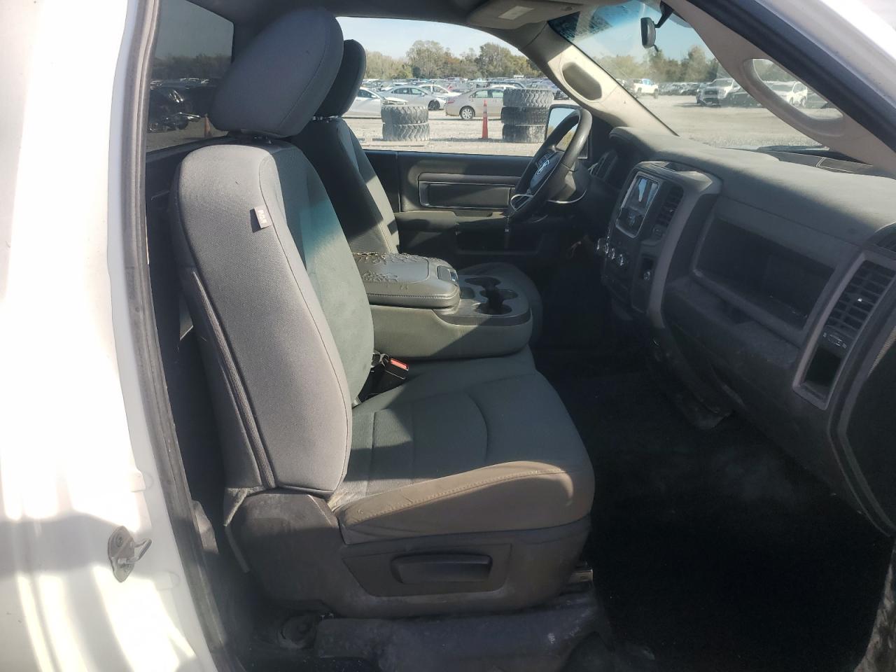 2014 Ram 1500 St VIN: 3C6JR6DG5EG102327 Lot: 91042965