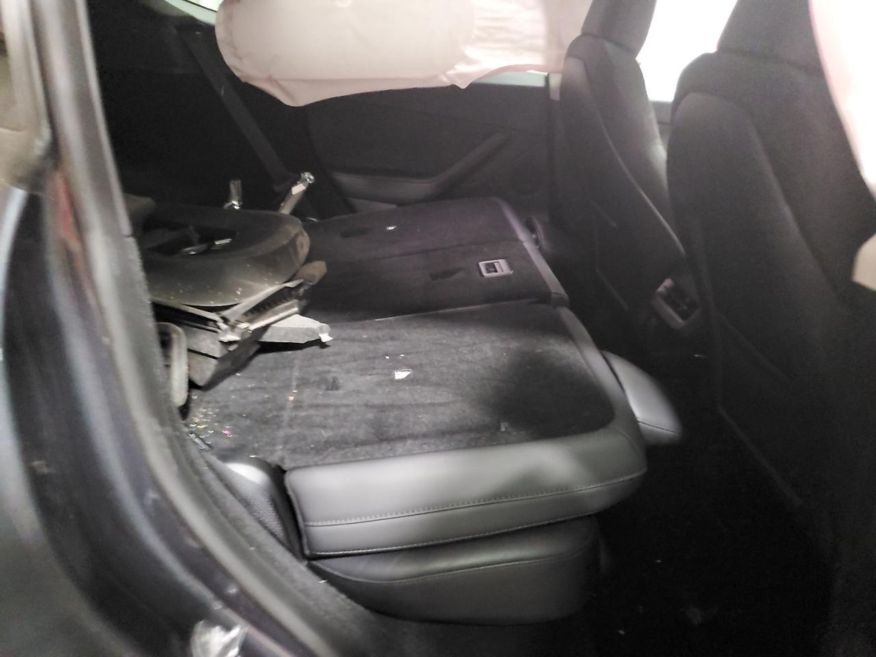 2023 Tesla Model Y VIN: 7SAYGDEE8PF796361 Lot: 91404835