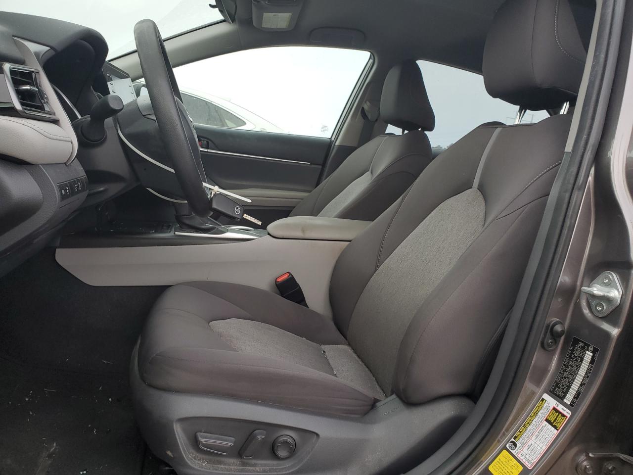 2021 Toyota Camry Le VIN: 4T1C11AK2MU447035 Lot: 91660715