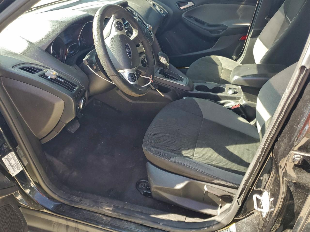 2014 Ford Focus Se VIN: 1FADP3F20EL165260 Lot: 94064565