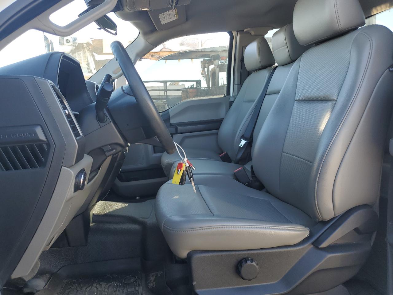 2020 Ford F350 Super Utility / Service Truck VIN: 1FT8X3BTXLEC42129 Lot: 91530185