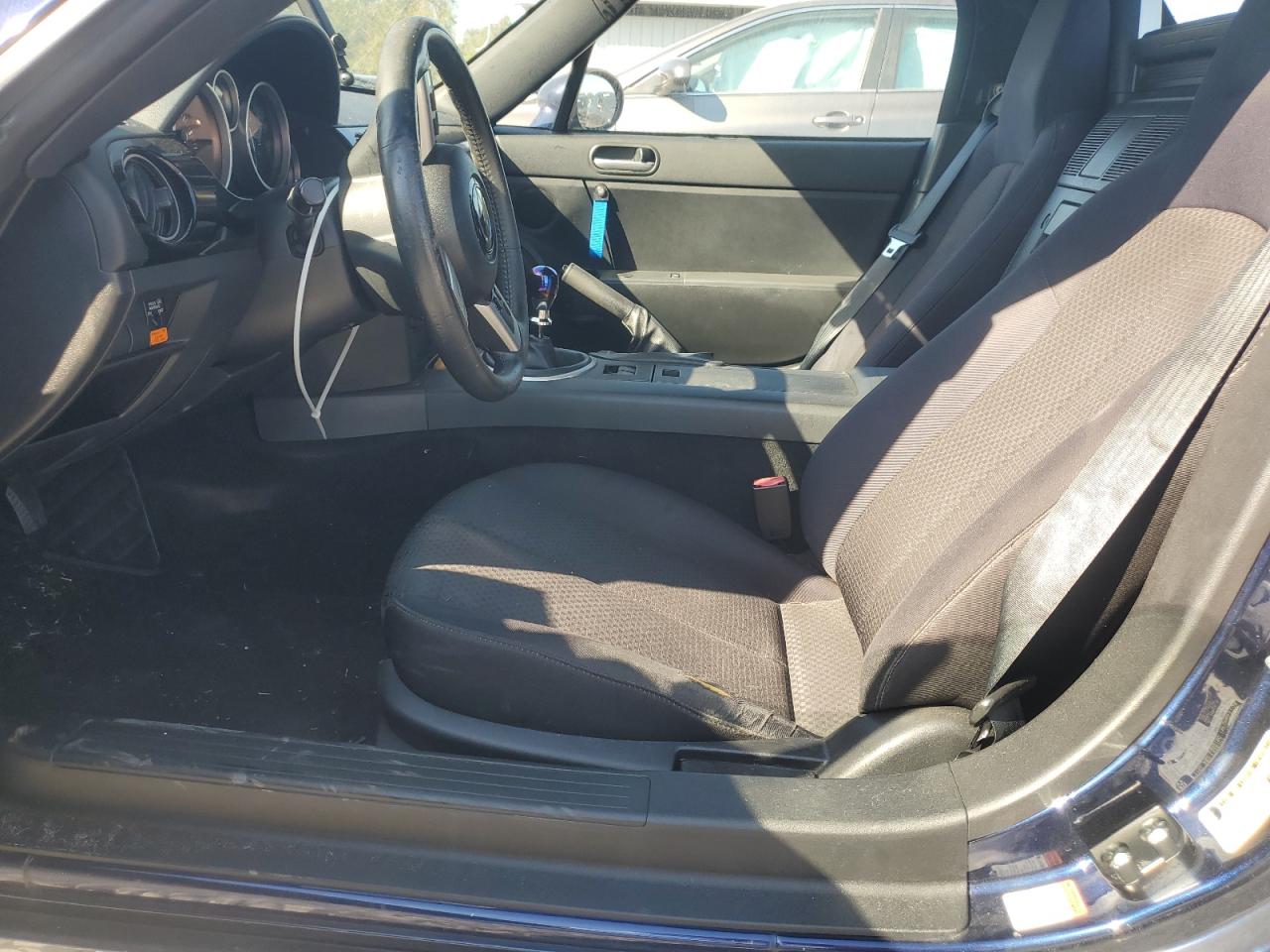 2007 Mazda Mx-5 Miata VIN: JM1NC26F270135821 Lot: 93311235