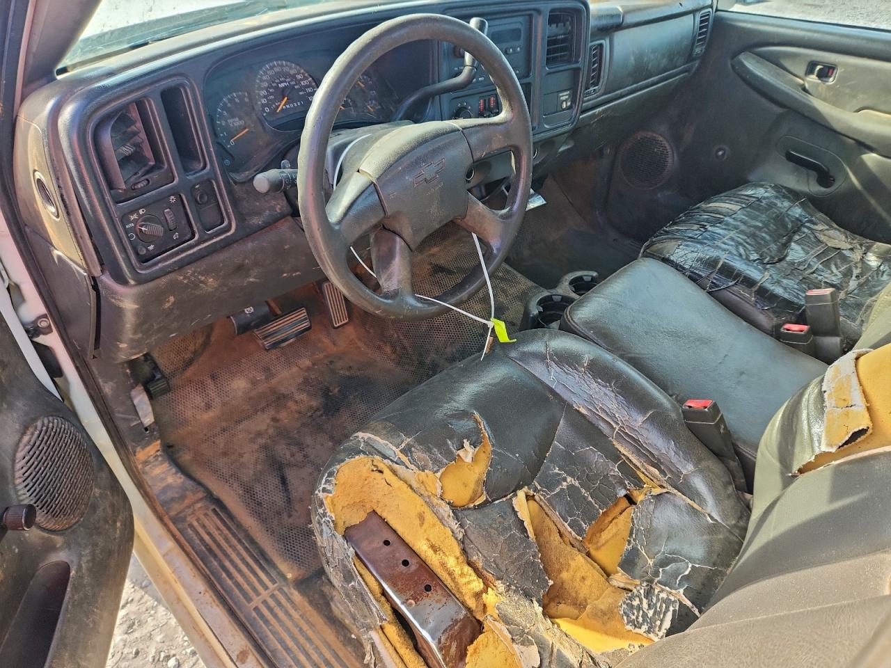 2004 Chevrolet Silverado C2500 Heavy Duty VIN: 1GBHC24U64E233462 Lot: 94222395