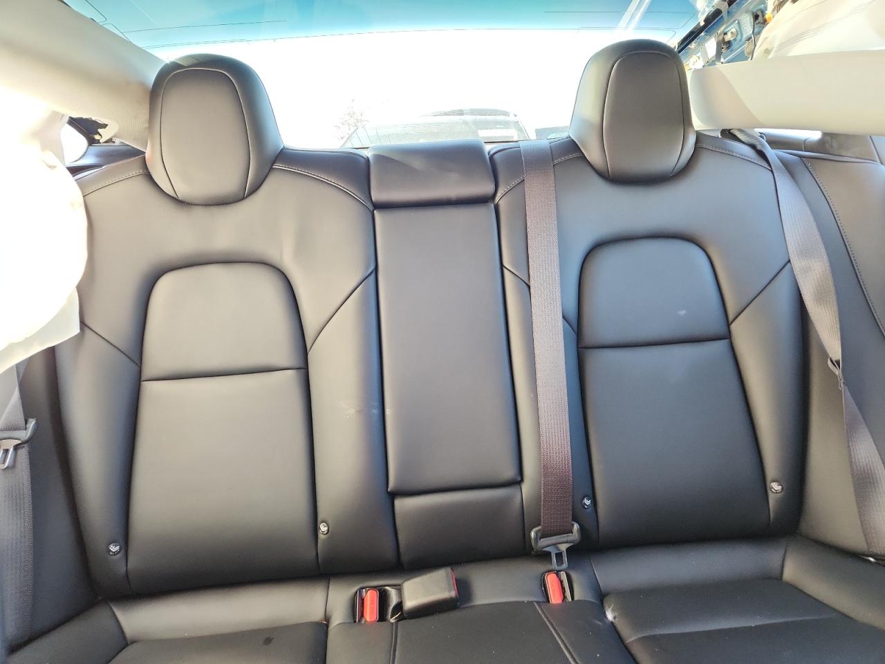 2018 Tesla Model 3 VIN: 5YJ3E1EA0JF026140 Lot: 91369035