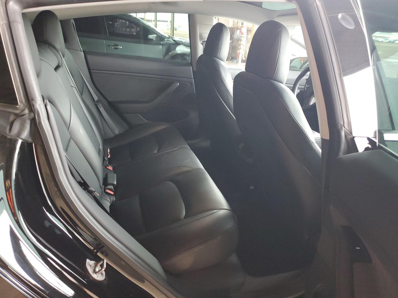 2019 Tesla Model 3 VIN: 5YJ3E1EA3KF323842 Lot: 93503815