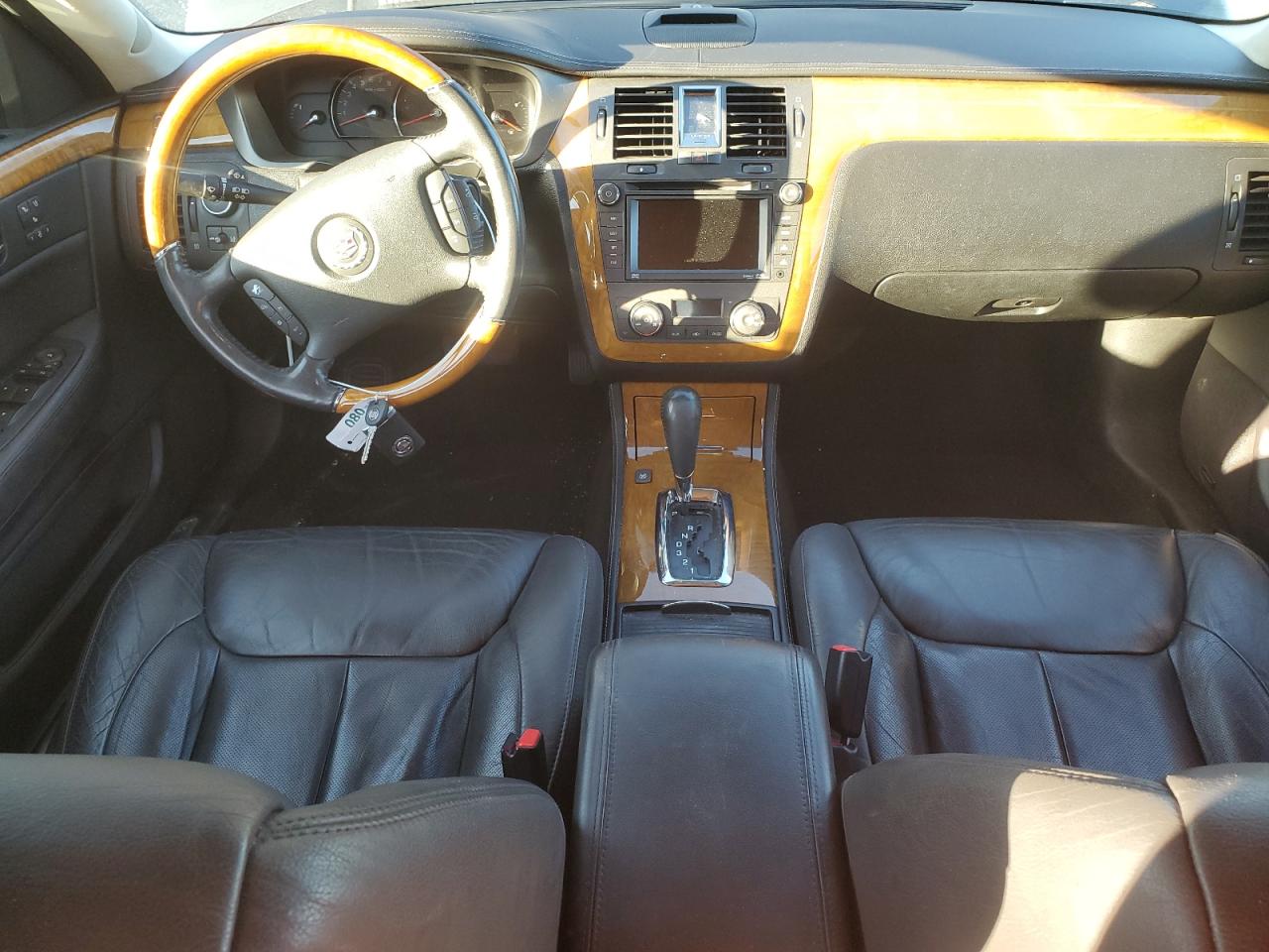 2011 Cadillac Dts Platinum VIN: 1G6KP5ES3BU145334 Lot: 92986315