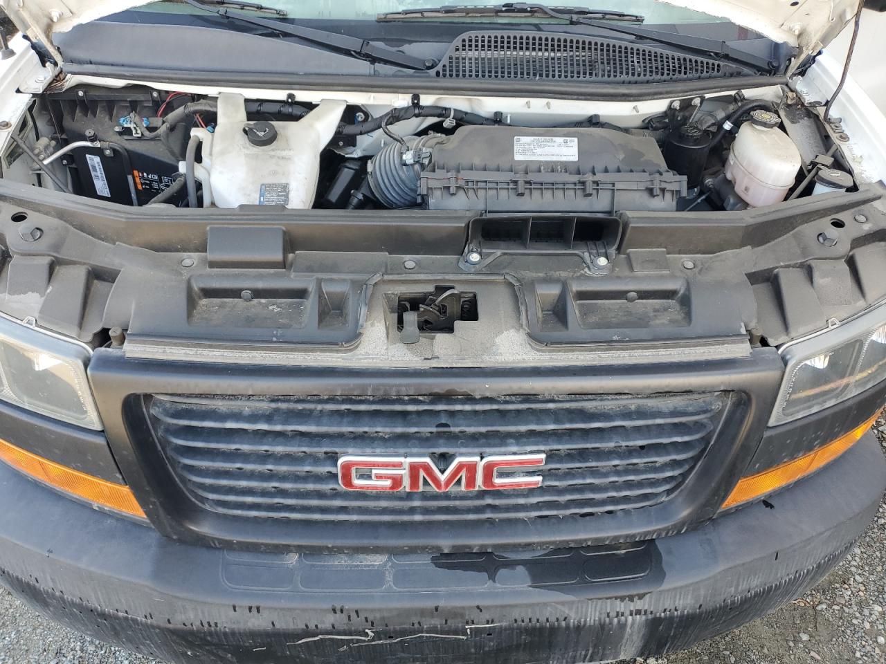 2022 GMC Savana Box Truck VIN: 7GZ37TC71NN009564 Lot: 92467275