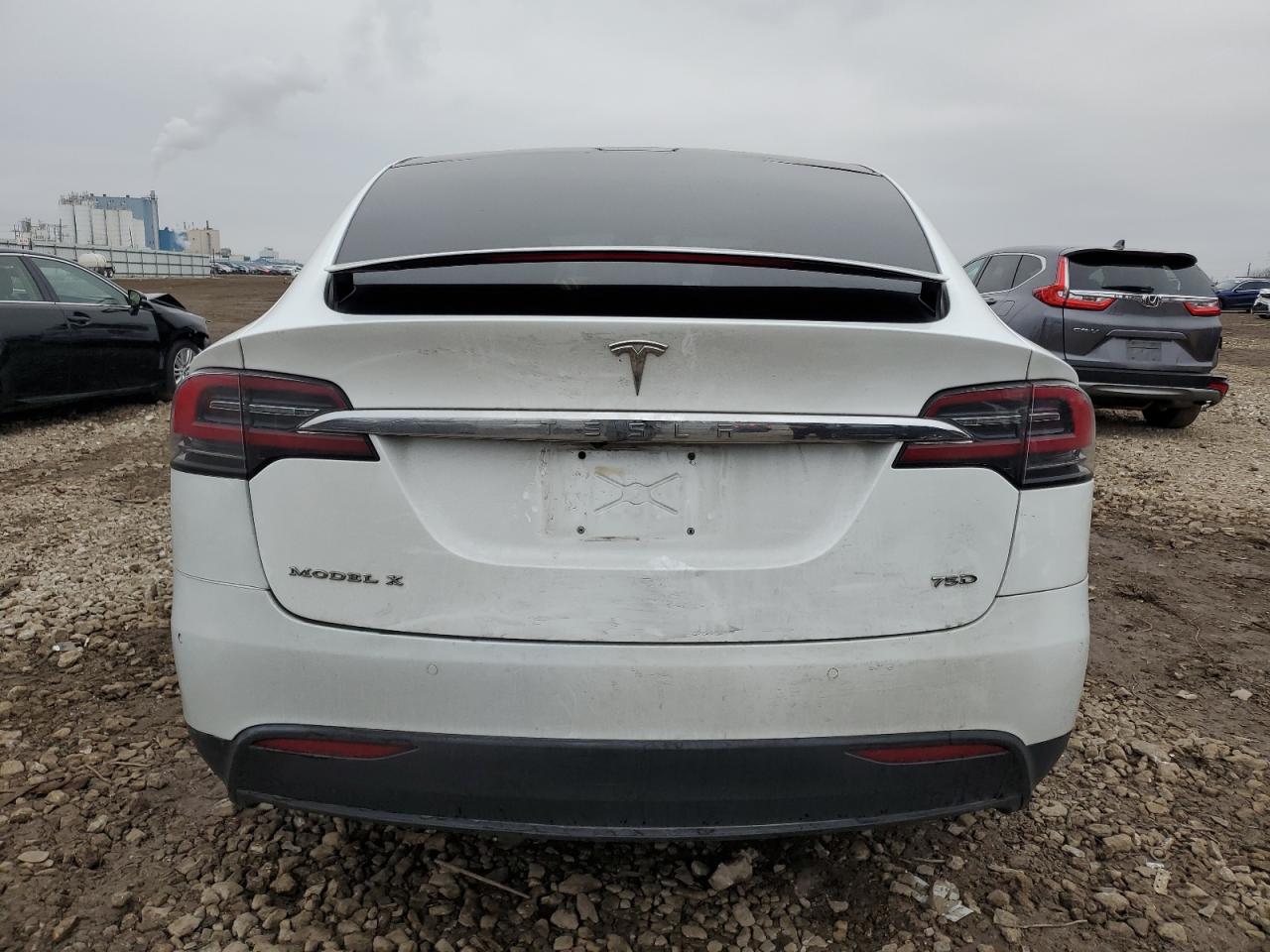 2018 Tesla Model X VIN: 5YJXCDE29JF113956 Lot: 92645045