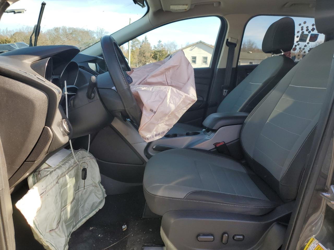 2015 Ford Escape Se VIN: 1FMCU9G92FUB67578 Lot: 92684085